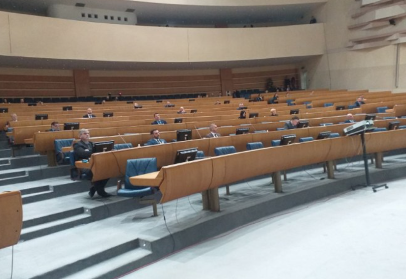 Lakrdija u parlamentu BiH: Nesprovodivi budžet ponovo pred poslanicima