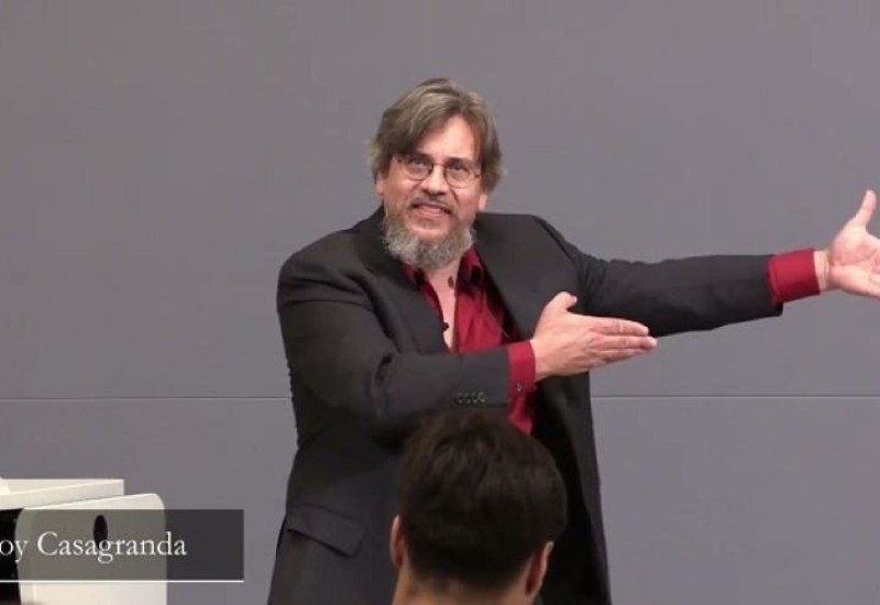 Salve komentara na izjavu američkog profesora: Srbi, Hrvati i Bošnjaci su isti narod!