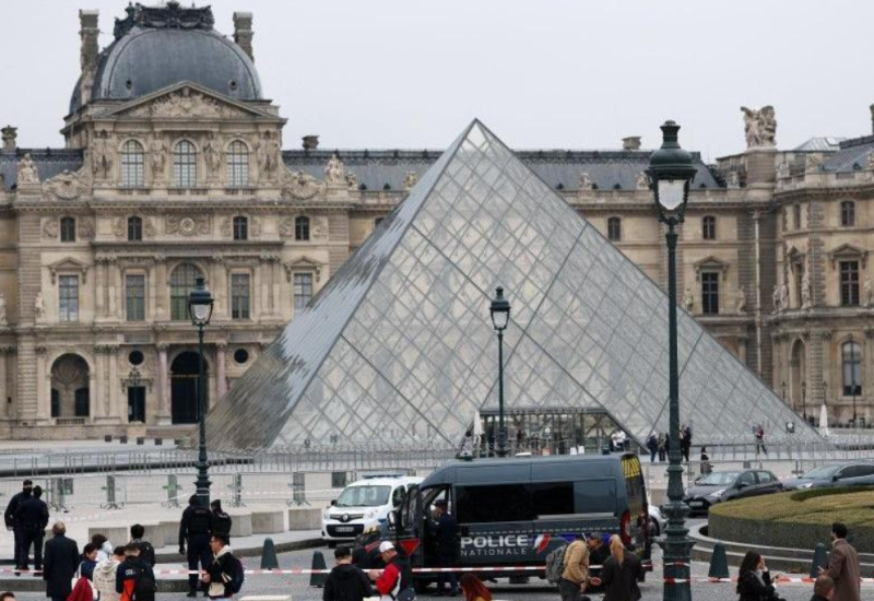 Pojavio se snimak pljačke muzeja Luvr