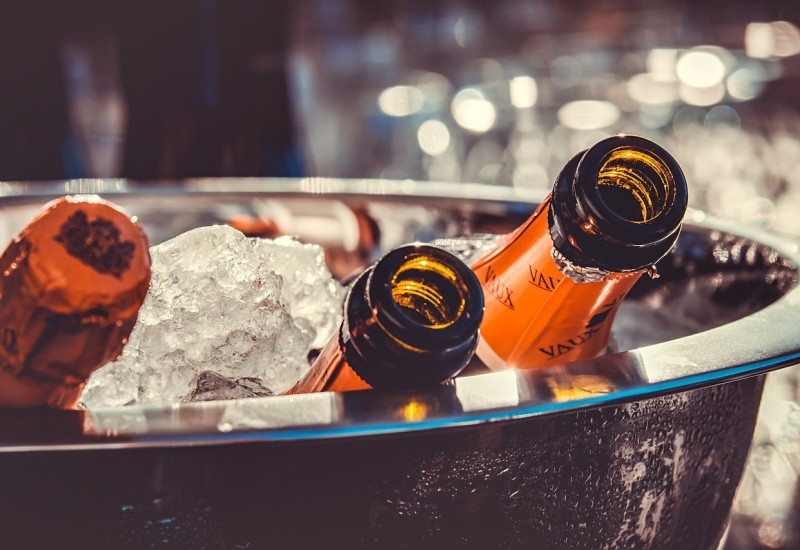 CNN traži od voditelja da za Novu godinu piju manje alkohola