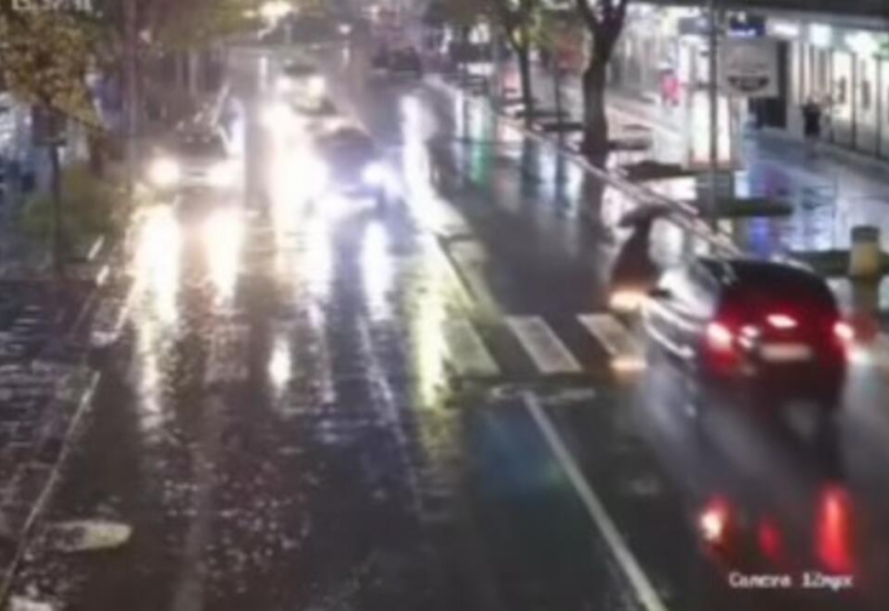 Automobil udario ženu na pješačkom prelazu