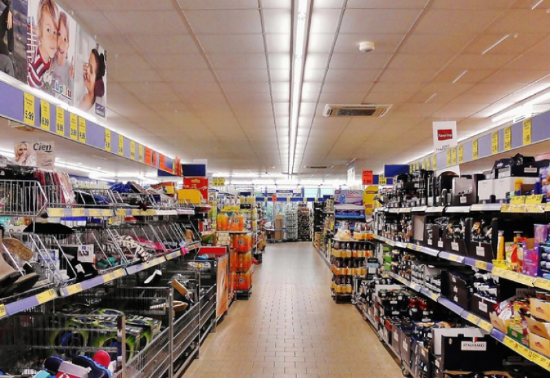 Evo šta smo lani mogli da kupimo za prosječnu platu, a šta (ne) možemo sada