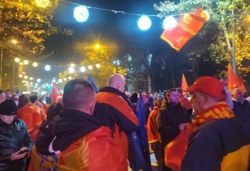Veliki protesti u Podgorici za građansku Crnu Goru