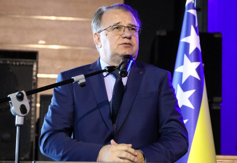 Nermin Nikšić u bolnici, čeka operaciju