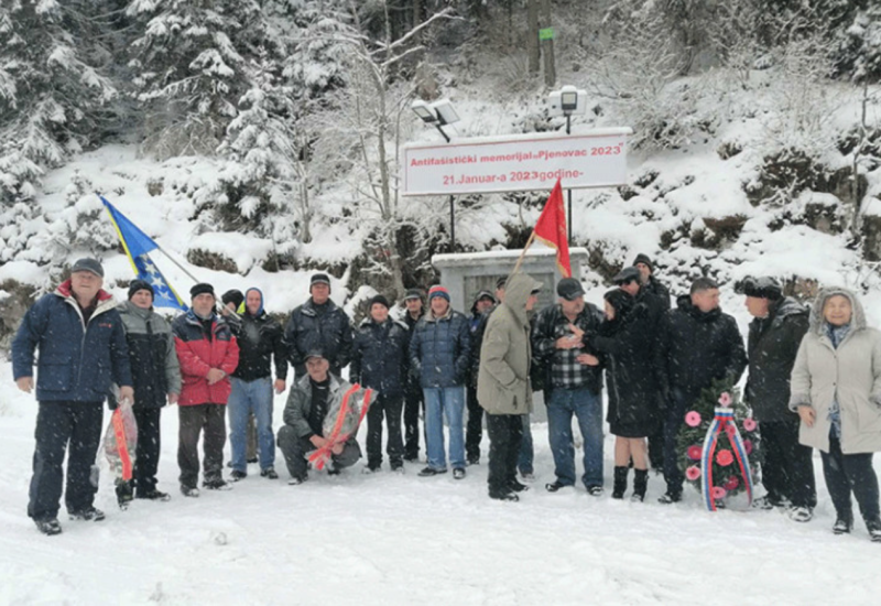 Otkrivena spomen-ploča sa imenima 58 proletera poginulih u Pjenovcu