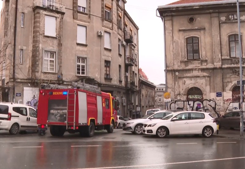 Požar u stambenoj zgradi na Savskom vencu