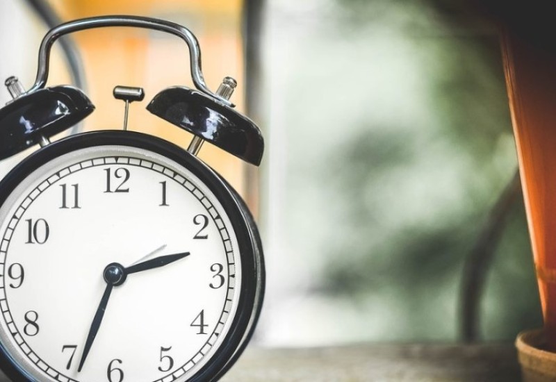 Kazaljke na satu ove godine ćemo pomjeriti nešto kasnije
