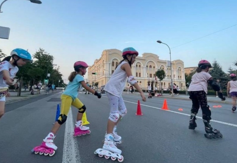 Sutra rolerijada za najmlađe: Centralna gradska ulica i ovog vikenda samo za pješake
