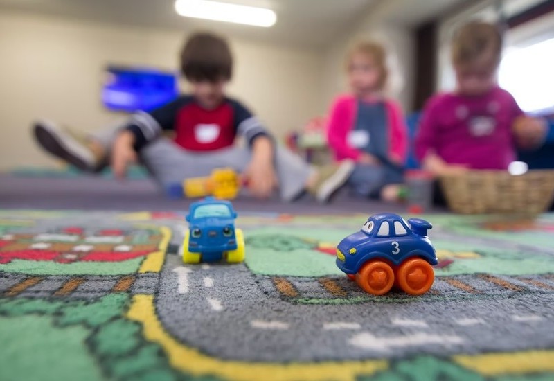 Vaspitači ne odustaju od zahtjeva za povećanje plata