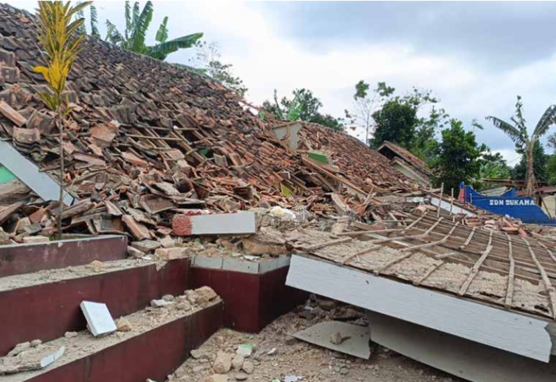 U zemljotresu poginulo najmanje 44 osobe