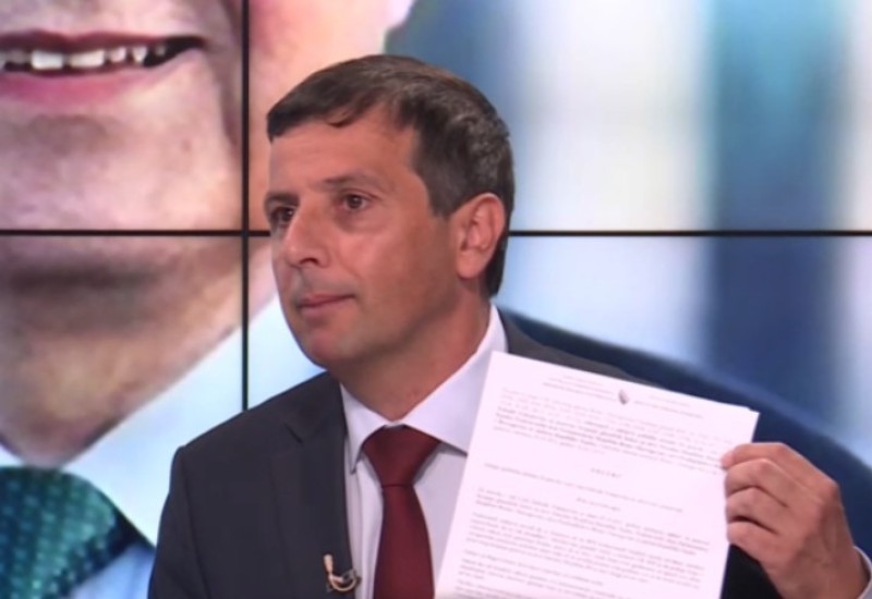 Vukanovićev poziv Komšiću, Nikšiću i Bećiroviću: Ne zabijajte nam nož u leđa!