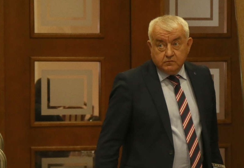 Mihajilica nakon analize biografije ministara dobio odgovor od Šeranića