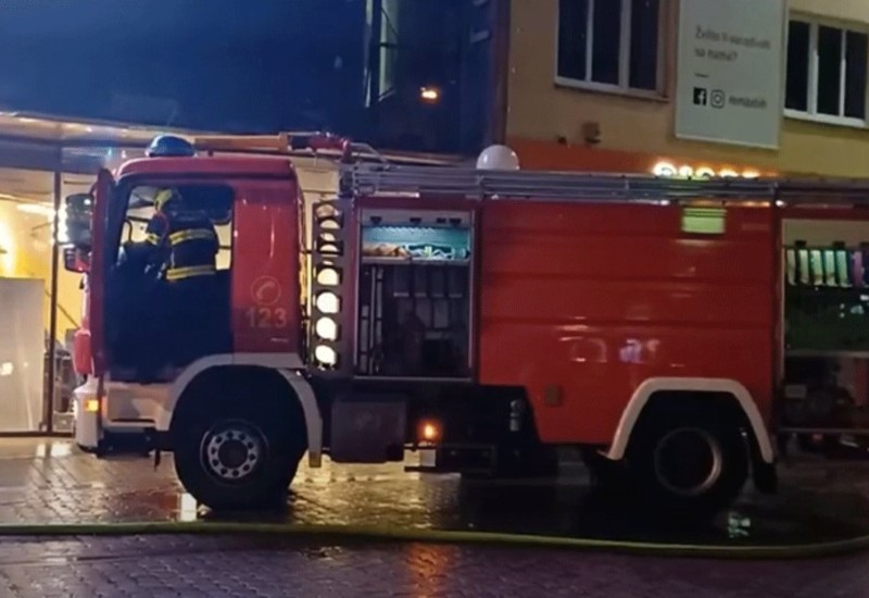 Dvije osobe preuzela Hitna nakon požara u Banjaluci