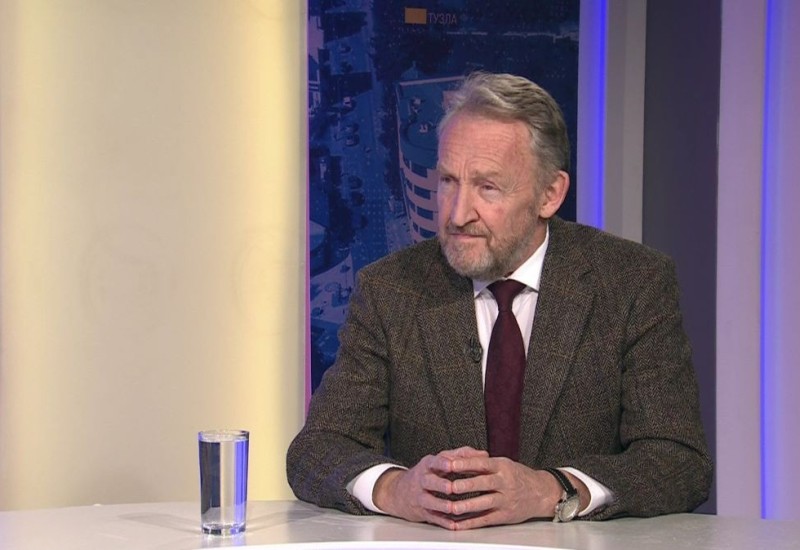 Izetbegović priziva poraz vlasti u Srpskoj i računa na Šmitove intervencije: otvorena podrška opoziciji iz Srpske