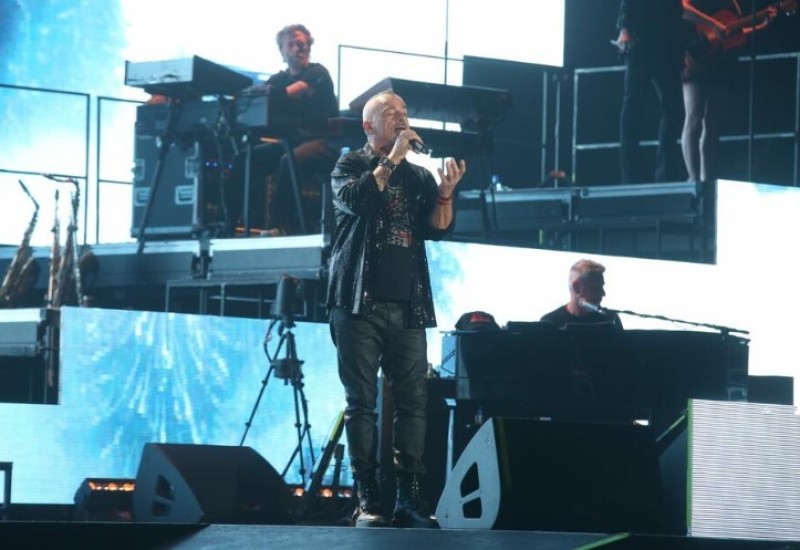 Eros Ramacoti održao spektakularan koncert u Beogradu