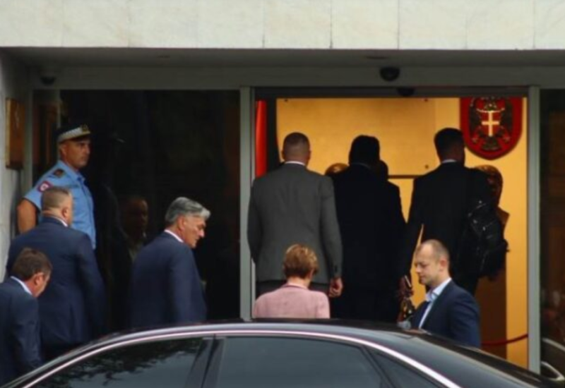 Lažna dojava o bombi u Narodnoj skupštini RS: Poslanici se vraćaju u zgradu