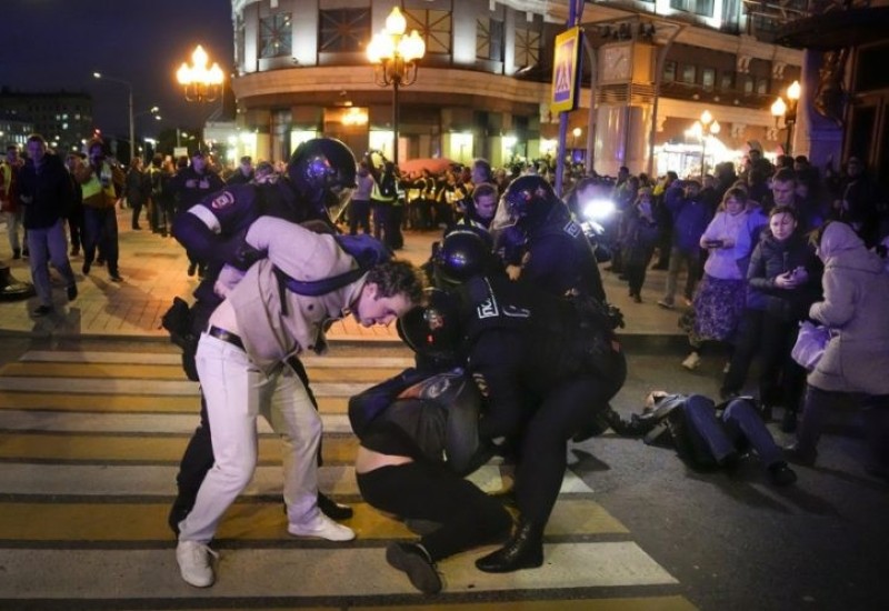 Preko hiljadu uhapšenih na protestima povodom mobilizacije u Rusiji