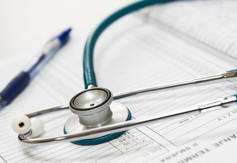 Doktorica KCUS-a dobila disciplinsku prijavu, viđena u frizerskom salonu tokom radnog vremena