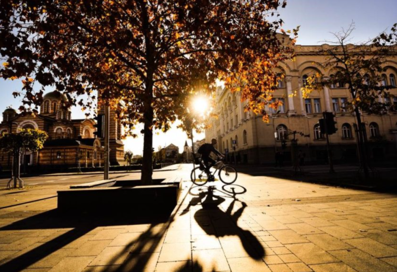 Večeras počinje jesen