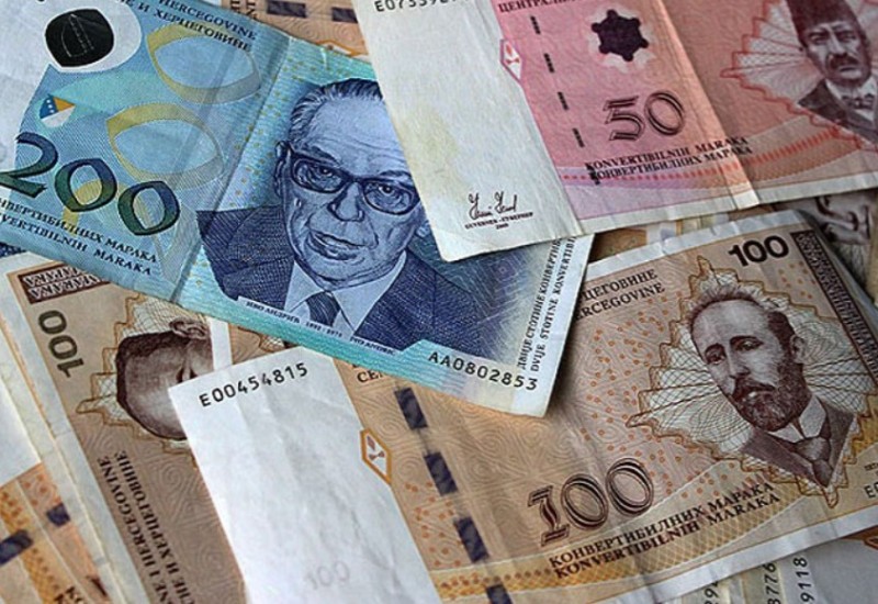 POSLODAVCI: Januarska plata može biti isplaćena po novom modelu uz povećanje od 300 KM