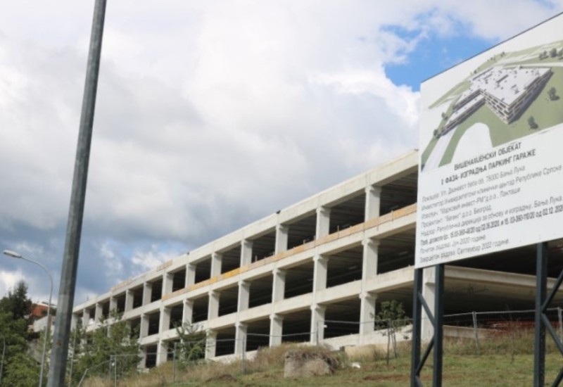 Đajić ponovo probio rok: Ne nazire se završetak radova parking garaža