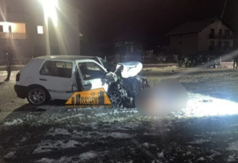 Stravičan sudar: Jedna osoba poginula, petoro povrijeđenih