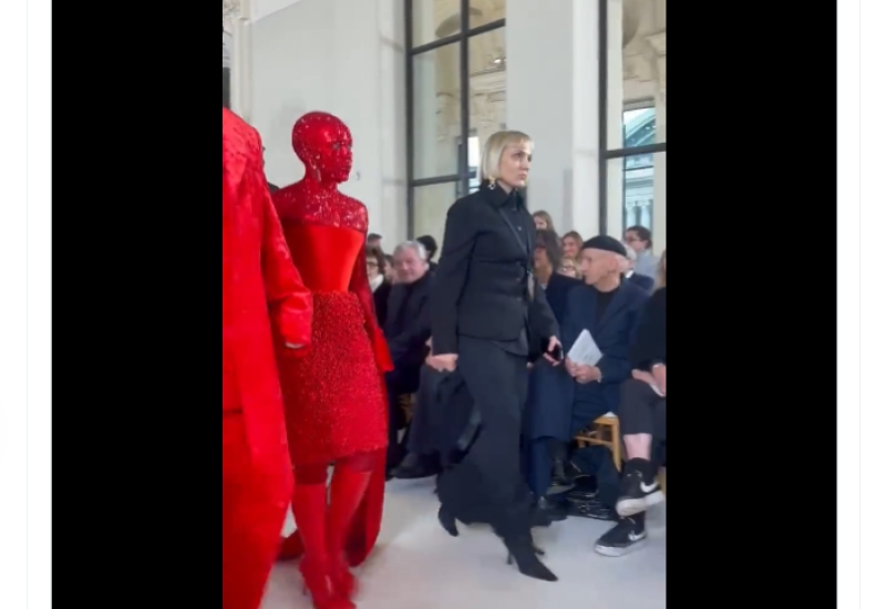 Da li je ovo najbizarnija haljina na Nedjelji mode?