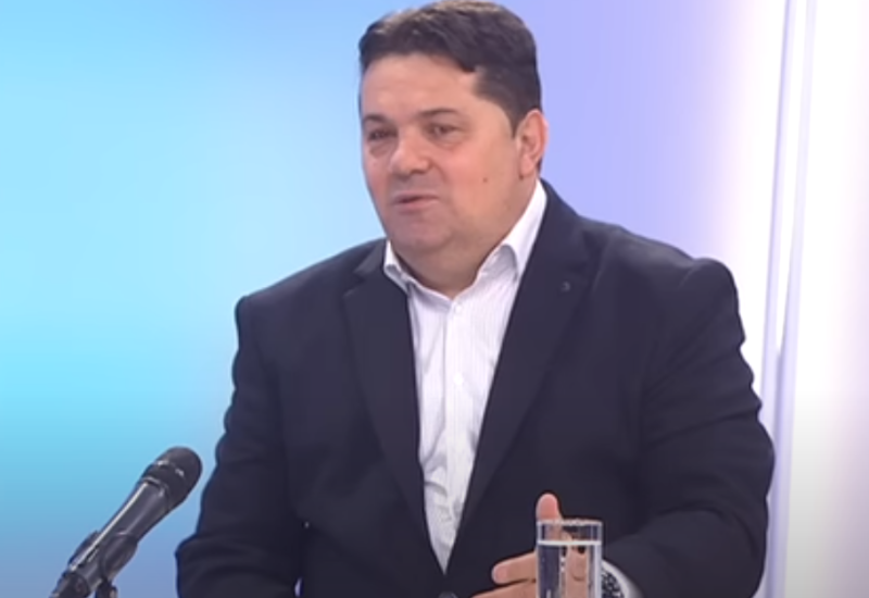 STEVANDIĆ: Srpska želi da gradi uravnoteženu saradnju s Rusijom i Zapadom