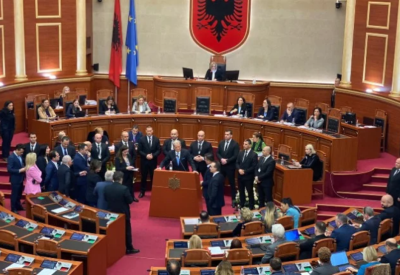 Isključeni sa sjednice: Ponovo haos u parlamentu Albanije