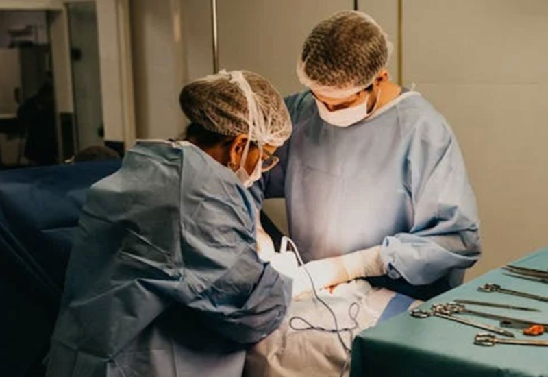 Žena preminula nakon liposukcije