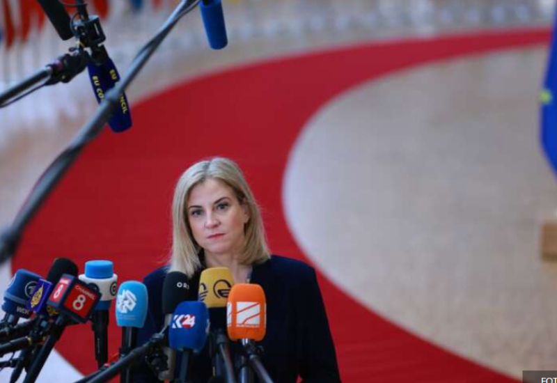 „U EU blokira veto Mađarske“ Ministarka spoljnih poslova Austrije RAZMATRA SANKCIJE Dodiku, tome se protive u FPO