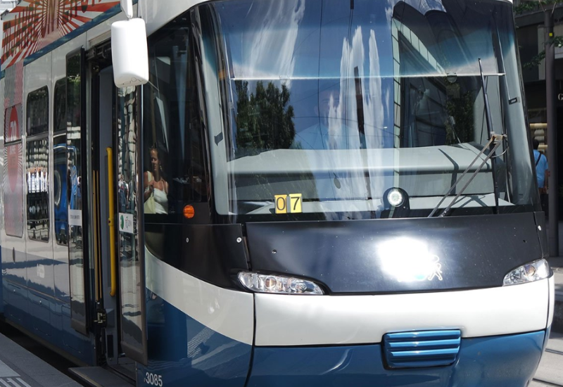 Stanivuković otkrio koliko će koštati tramvaj bez šina i na kojim linijama će voziti