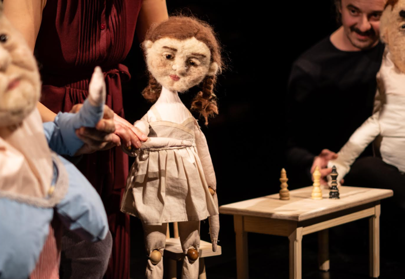 Nagrađivana predstava DP RS „Sedam gavranova“ putuje u Mostar