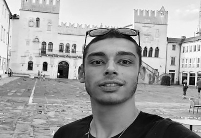 PRNJAVOR: Mladić izvršio samoubistvo vješanjem