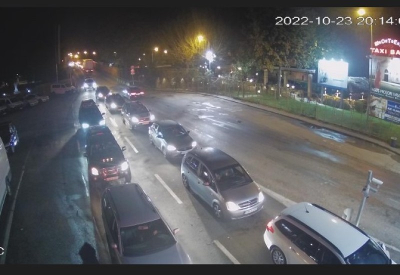 Na više graničnih prelaza pojačan intenzitet saobraćaja