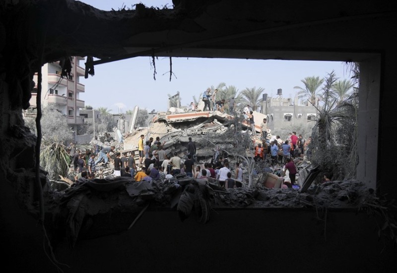 Masovni udari Izraela na položaje Hamasa, na meti i Hezbolah