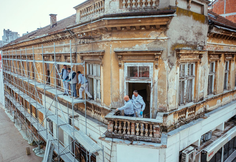 Počeli pripremni radovi za rekonstrukciju starog objekta u centru Banjaluke