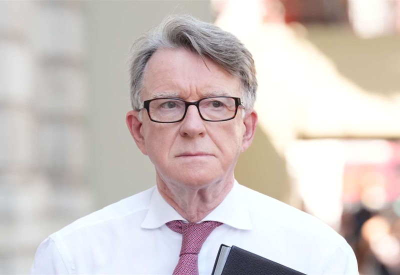 Lord Piter Mandelson pušten uz kauciju nakon hapšenja