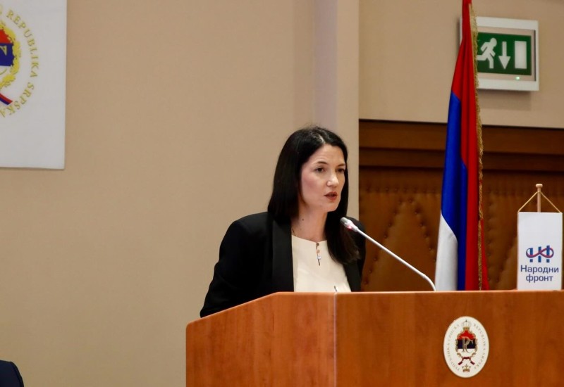 Zaokret Jelene Trivić: od raspodjele funkcija do “principa” – ko je povukao ručnu?