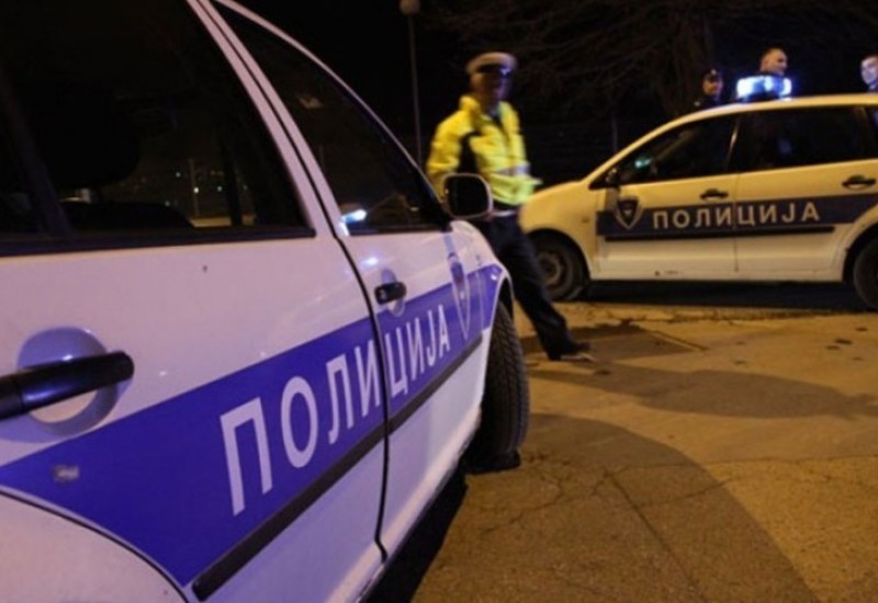 Detalji napada nožem na trgovca i policajca: "Šta je majku vam j.... zaklaću vas"