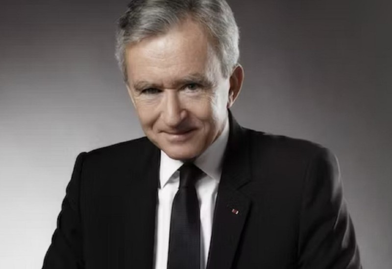 Najbogatiji čovjek na svijetu za dan izgubio 10,39 milijardi evra