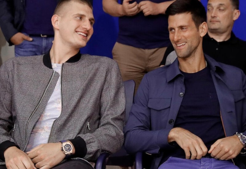 Hit objava: Đoković i Jokić u konjskim kolima sa tri pehara (FOTO)