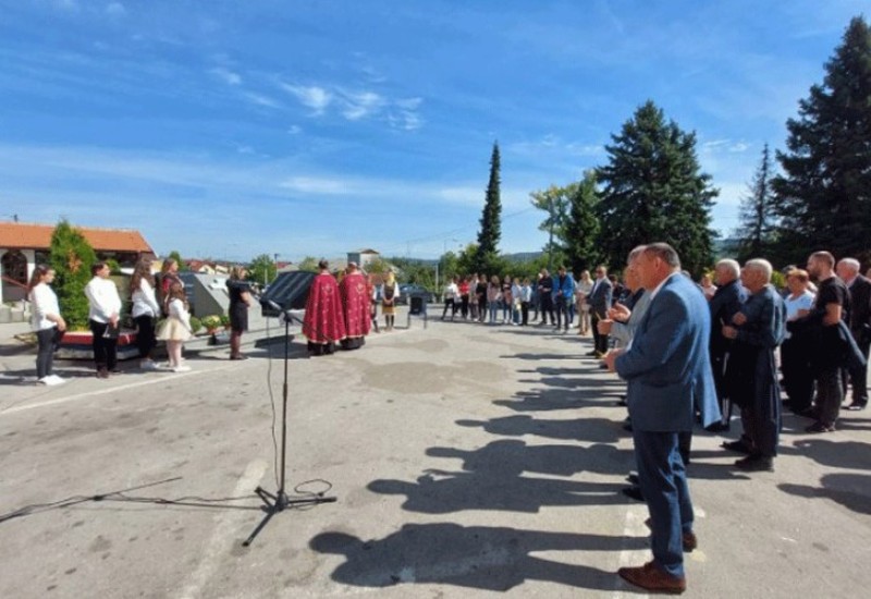 U Zalužanima služen pomen za 130 boraca Vojske Republike Srpske