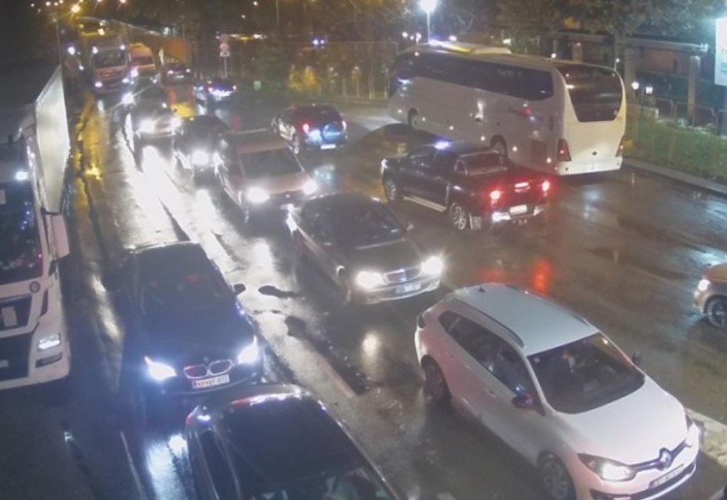 Velike gužve na graničnim prelazima sa Hrvatskom