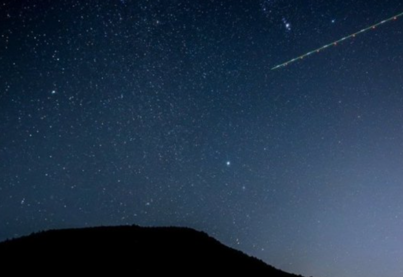 U selo kod Mrkonjić Grada pali komadi meteorita (VIDEO)