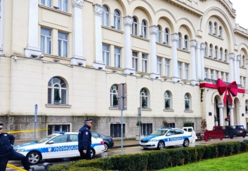 Panika u Banjaluci zbog dojave o bombi u Gradskoj upravi! Stanivuković i Đajić se međusobno optužuju