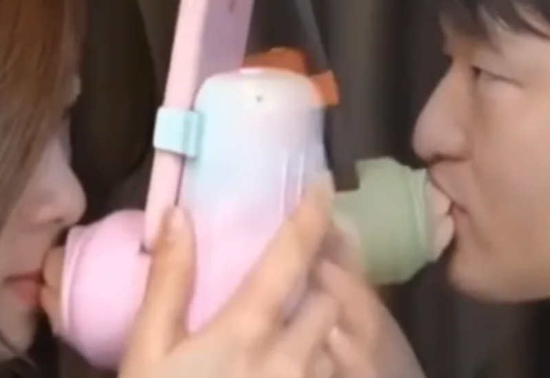 Kinezi napravili aparat za ljubljenje na daljinu