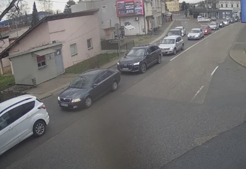 Vozači, imajte strpljenja: Gužve na granicama na izlazu iz BiH