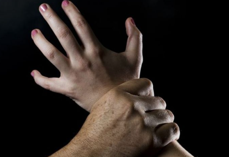 Predala ga policiji kao dokaz: Pokušao da siluje ženu – ona mu odgrizla jezik