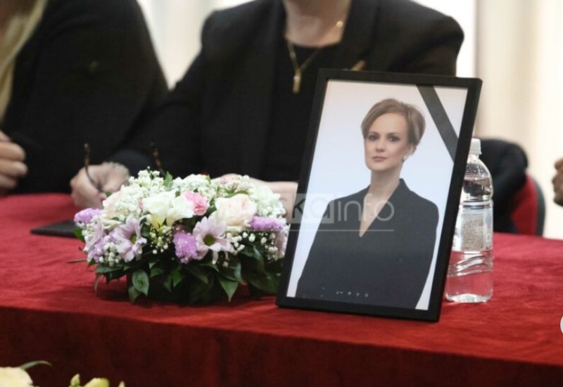Bila je čast poznavati je: Na komemoraciji se od Milane oprostili sa suzama i dirljivim riječima